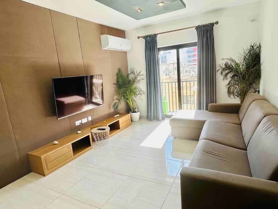 Cosy Home Close To The Sea, King-Size Bed St. Paul's Bay Exterior photo